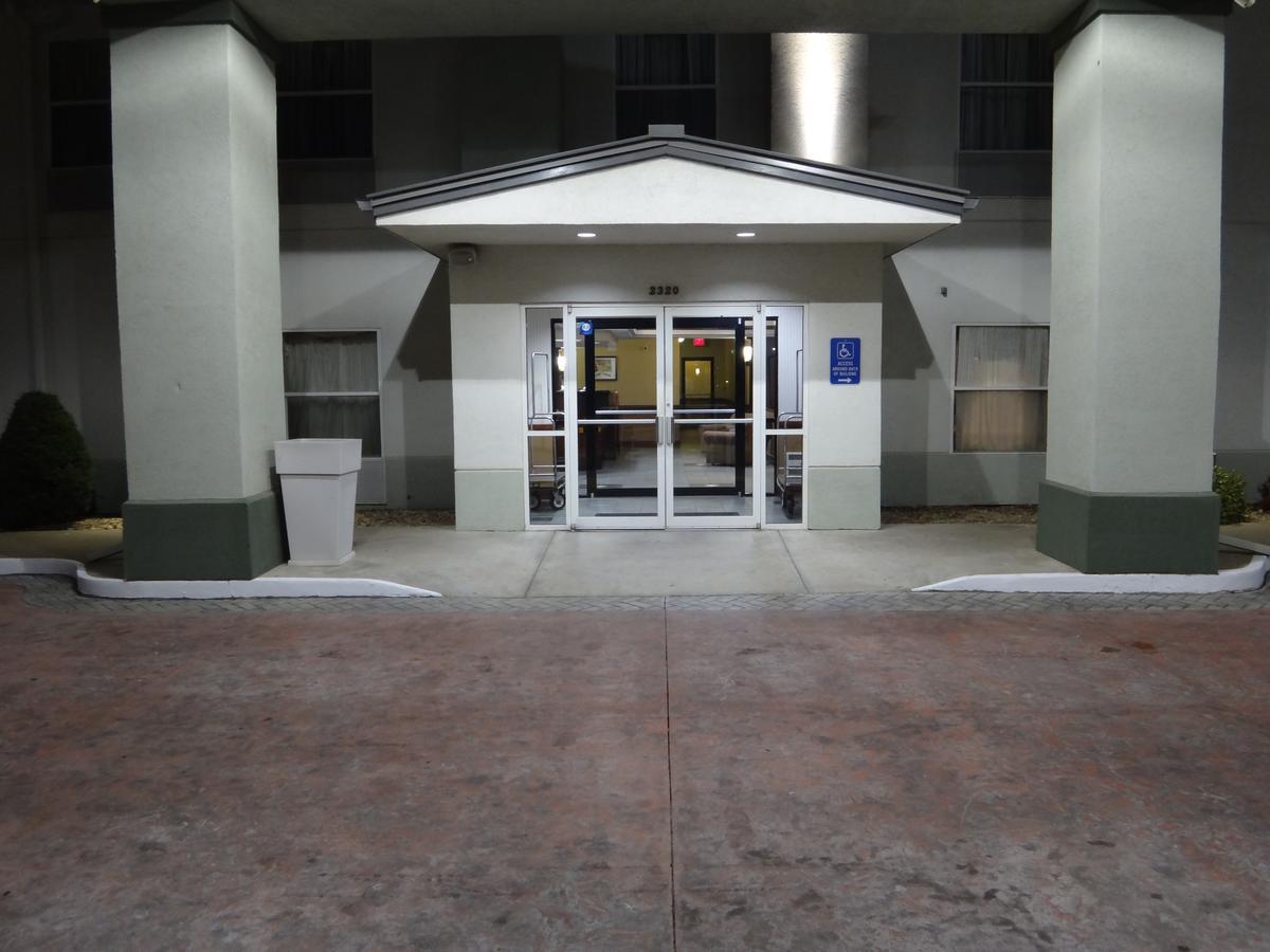 Windsor Inn & Suites Dodge City Kültér fotó