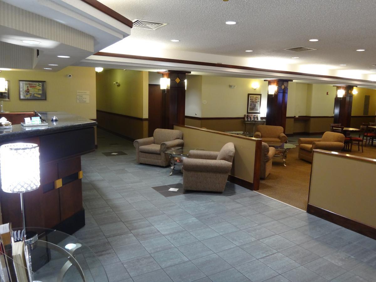 Windsor Inn & Suites Dodge City Kültér fotó
